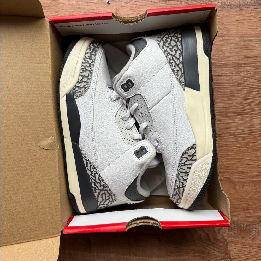 Air Jordan 3 kids size 3 - youth 3Leather Sneakers with Elephant Print